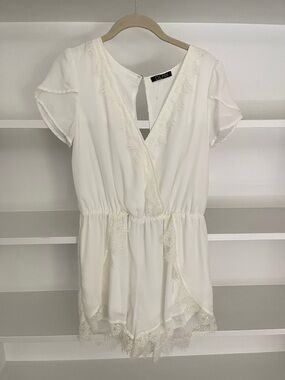 Depri Women's White Lace-Trim Romper